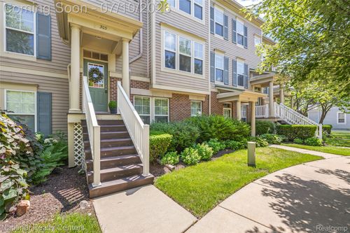 305 Red Ryder Dr, Plymouth, MI, 48170-2160 | Card Image