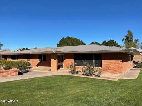 375 S Buena Vista Ave, Gilbert, AZ, 85296-1611 | Card Image