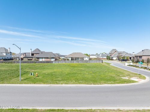 307 Gunter Grass Ct, Lafayette, LA, 70508-1740 | Card Image