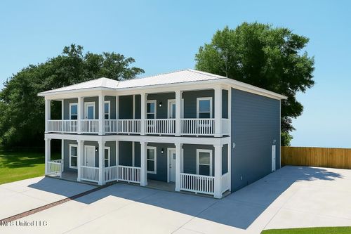 49 Oak Alley Ln, Long Beach, MS, 39560-8000 | Card Image