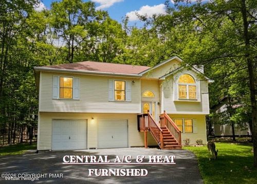 9 Sycamore Cir, Albrightsville, PA, 18210-3809 | Card Image