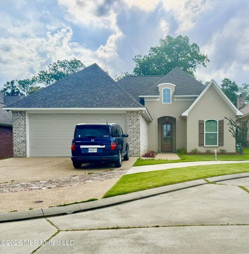 33 Ashburn Woods Ave, Natchez, MS, 39120-7004 | Card Image