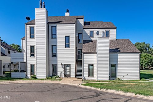 1191 Jefferson Ave, Bismarck, ND, 58504-5382 | Card Image
