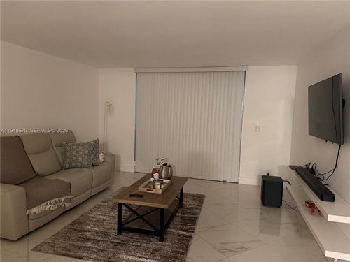 apt-234-1801 S Ocean Dr, Hallandale Beach, FL, 33009-4946 | Card Image