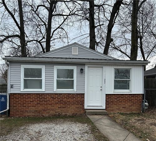357 Roxboro Rd, Vermilion, OH, 44089-2265 | Card Image