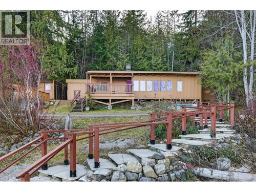 1294 Green Rd, Balfour, BC, V0G1C0 | Card Image