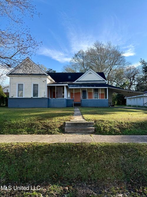 121 Second St N, Wiggins, MS, 39577-3307 | Card Image