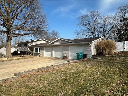 212 N Walnut St, Owensville, MO, 65066-1129 | Card Image