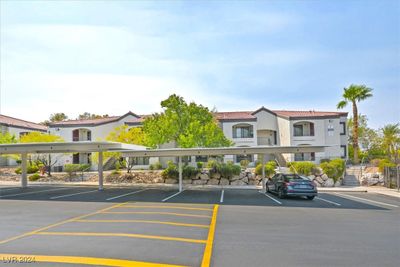 116 - 950 Seven Hills Drive, Condo with 1 bedrooms, 1 bathrooms and null parking in Henderson NV | Image 1