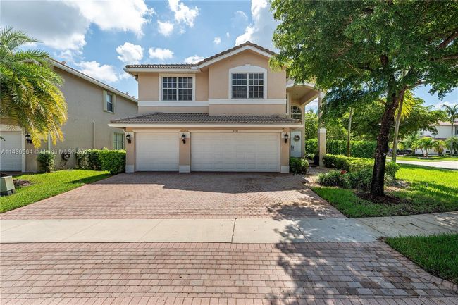 4783 Sw 176th Ter, House other with 5 bedrooms, 3 bathrooms and null parking in Miramar FL | Image 2