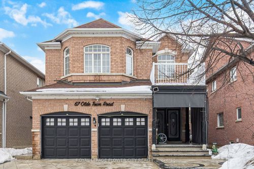 67 Olde Town Rd, Brampton, ON, L6X4T8 | Card Image