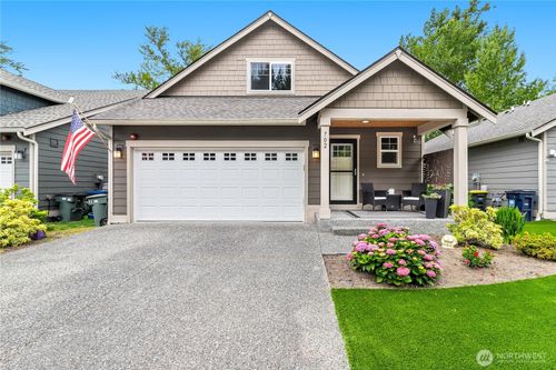 702 Kodiak Ln, Bellingham, WA, 98226-8242 | Card Image
