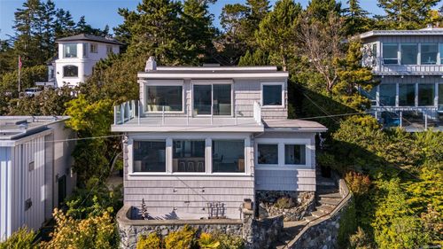 488 Beach Dr, Oak Bay, BC, V8S2M5 | Card Image