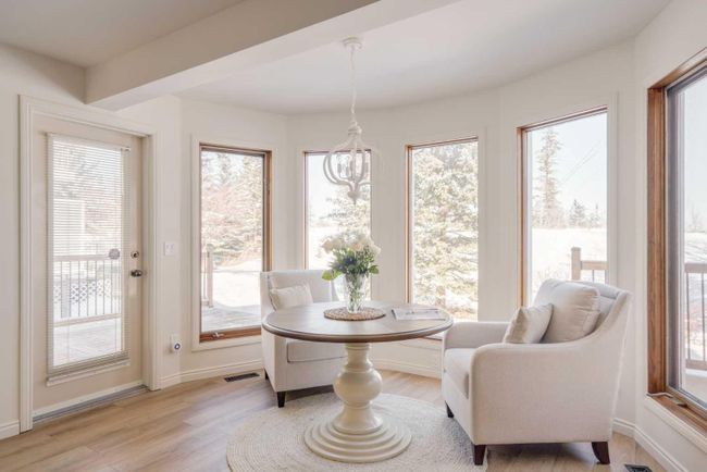 1508 Evergreen Hill Sw, Home with 5 bedrooms, 3 bathrooms and 6 parking in Calgary AB | Image 15