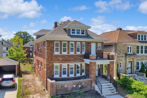 2449 W Philadelphia St, Detroit, MI, 48206-2453 | Card Image