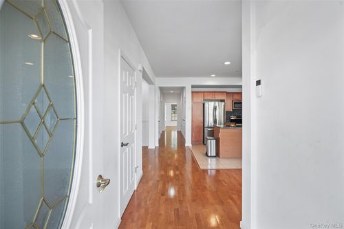 305 Egrets Lndg, Carmel, NY, 10512-2470 | Card Image