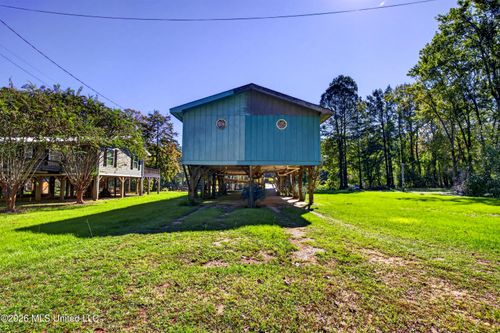 124 Lake Drive, Lucedale, MS, 39452 | Card Image