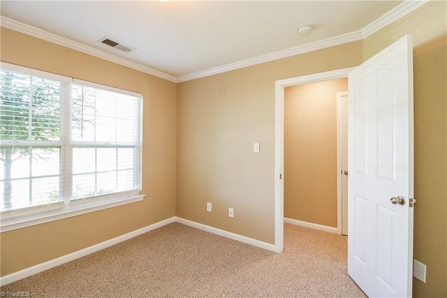 3365 Lilliefield Ln, House other with 3 bedrooms, 2 bathrooms and null parking in High Point NC | Image 11