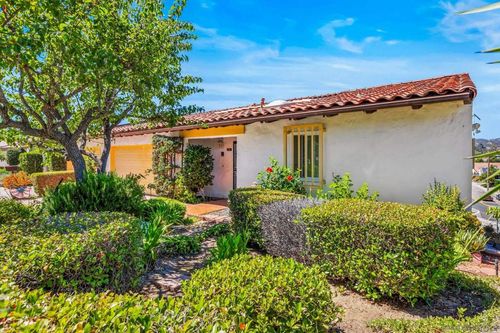 1110 San Jacinto Gln, Escondido, CA, 92026-1738 | Card Image