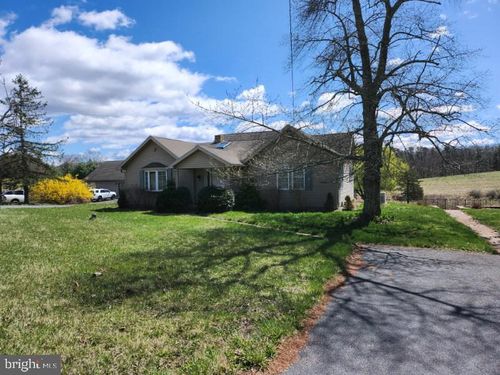 1797 New Bloomfield Rd, NEW BLOOMFIELD, PA, 17068-8038 | Card Image