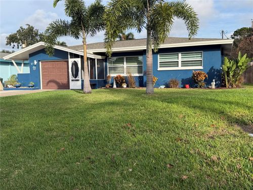 87 Oakwood Dr, DUNEDIN, FL, 34698-8217 | Card Image