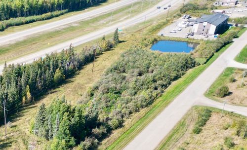 321 1a Ave, Fox Creek, AB, T0H | Card Image
