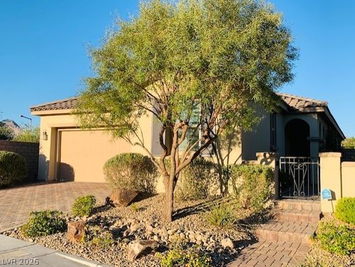 422 Port Reggio St, Las Vegas, NV, 89138-1120 | Card Image