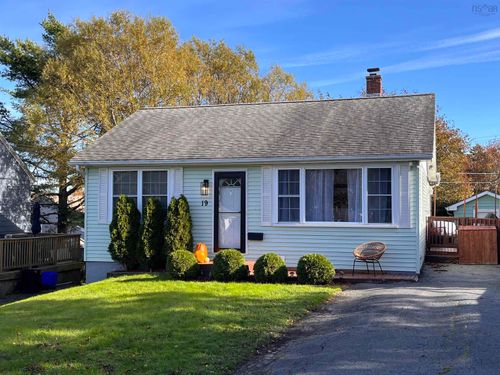 19 Arvida Ave, Halifax, NS, B3R1K7 | Card Image