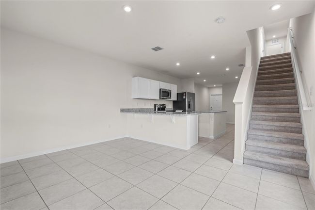 275 Blueberry Ln, Townhouse with 3 bedrooms, 2 bathrooms and null parking in DAVENPORT FL | Image 32