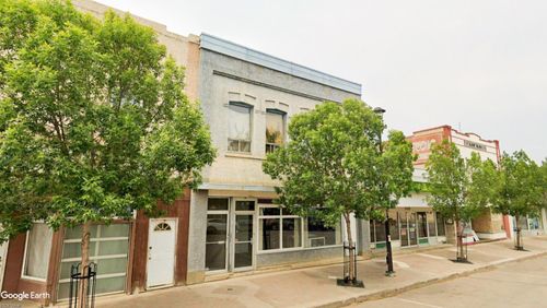 5018 50 St, Vegreville, AB, T9C1M1 | Card Image