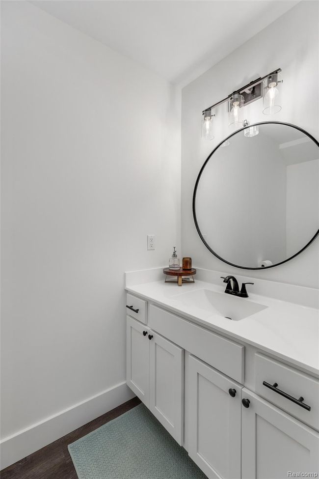 1st floor half bath | Image 11
