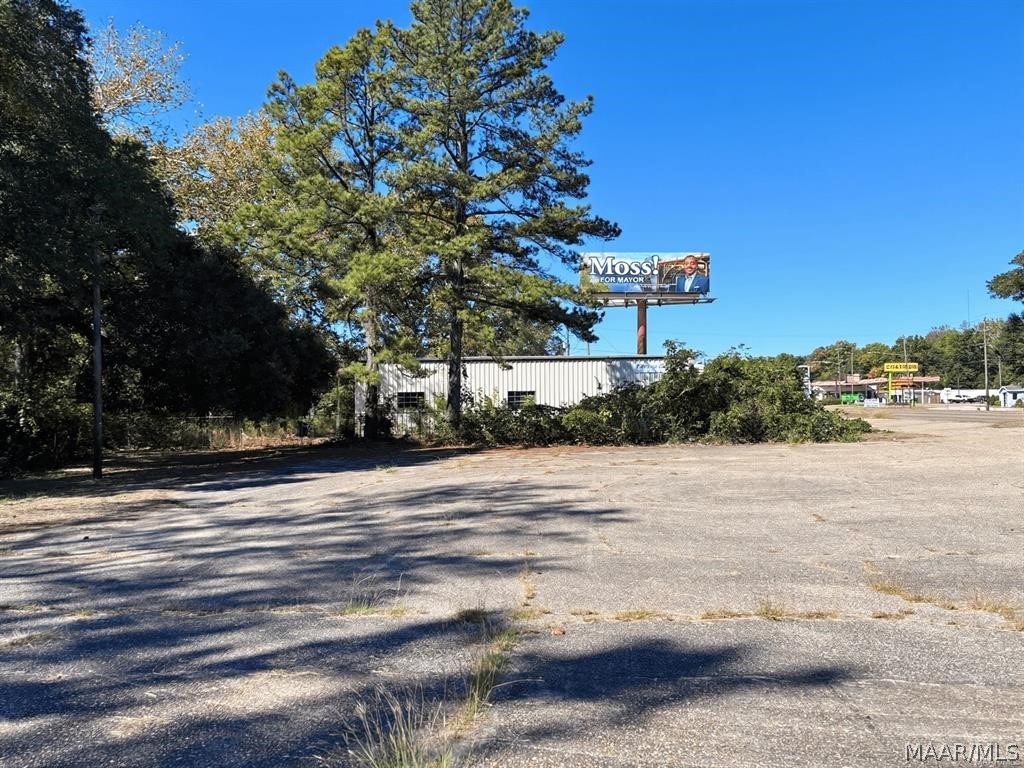 Commercial Sale in Selma 5