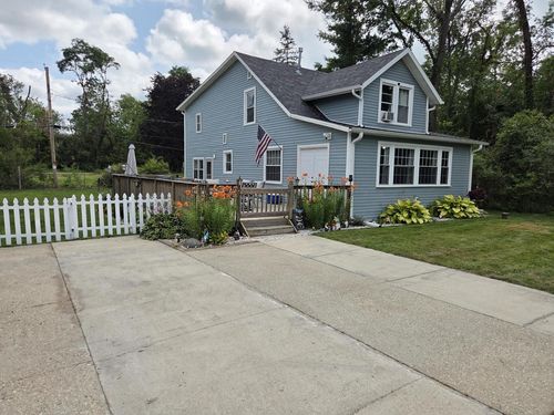 N2456 Mildred Street, WALWORTH, WI, 53115 | Card Image