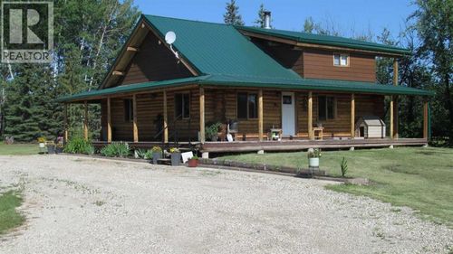 693077 Range Road 120, Elmworth, AB, T0H0C0 | Card Image