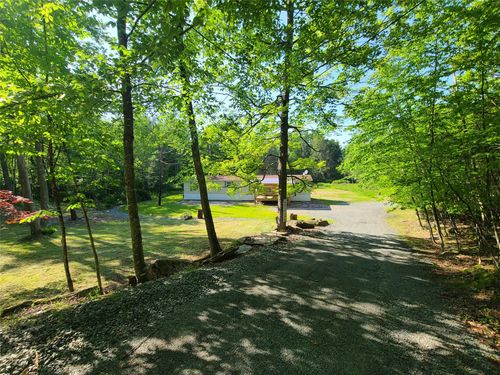 497 New Turnpike Rd, Cochecton, NY, 12726-5036 | Card Image