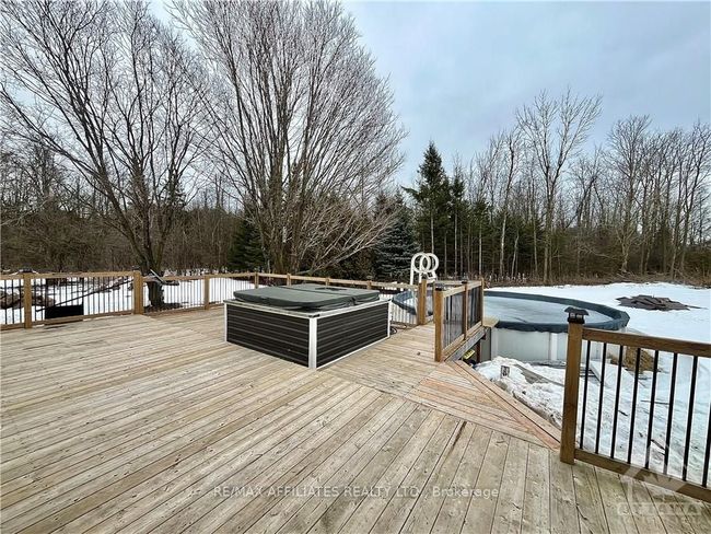 17664 Bloomington Rd, House other with 1 bedrooms, 1 bathrooms and 8 parking in Maxville ON | Image 5
