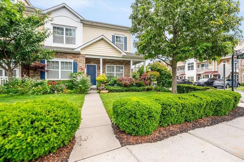 53 Barley Ln, Patchogue, NY, 11772-4177 | Card Image