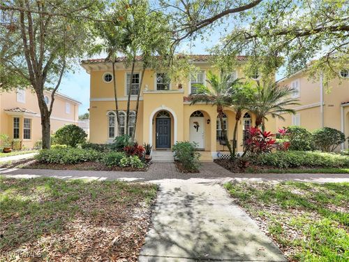 3580 Islandwalk Cir, NAPLES, FL, 34119-1613 | Card Image