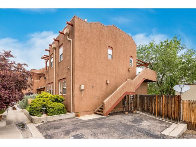 10 Taos Pl, House attached with 2 bedrooms, 2 bathrooms and null parking in Manitou Springs CO | Image 38