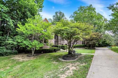 6012 Yellow Birch Ct, Avon, IN, 46123-8235 | Card Image