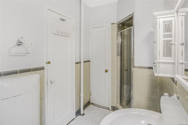 APT-224 - 69-10 Yellowstone Blvd, Home with 1 bedrooms, 1 bathrooms and null parking in Forest Hills NY | Image 11