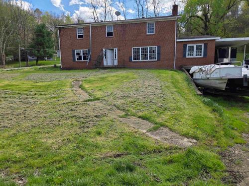 301 Womack Rd, Grayson, KY, 41143-1239 | Card Image