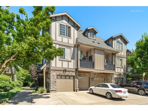 7869 Ne Rockne Way, Hillsboro, OR, 97006-1000 | Card Image