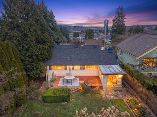 521 Garfield St, New Westminster, BC, V3L4A6 | Card Image