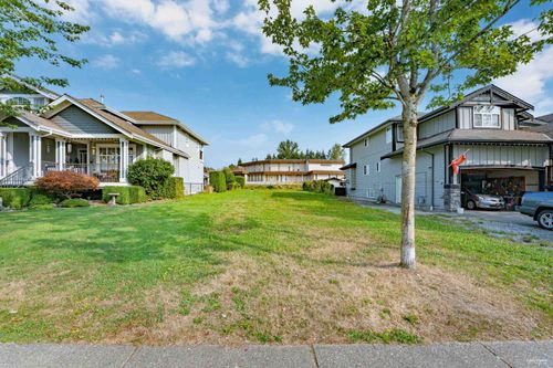 23217 117 Ave, Maple Ridge, BC, V2X7Z2 | Card Image