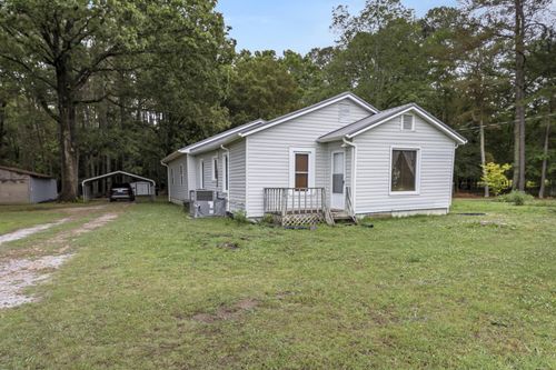 8988 Old Tullahoma Rd, Estill Springs, TN, 37330-4210 | Card Image