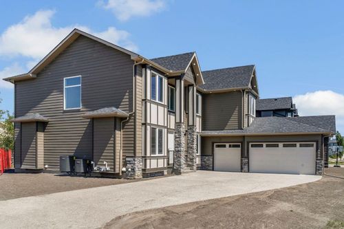 149 Canoe Cres Sw, Airdrie, AB, T4B2N9 | Card Image