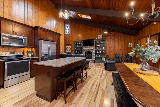 1 Castle Way, House other with 3 bedrooms, 2 bathrooms and 6 parking in Westerly RI | Image 8