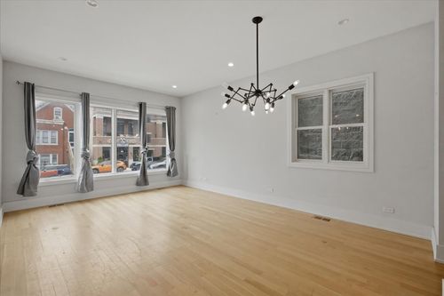 1-3049 Clybourn Ave, Chicago, IL, 60618-8456 | Card Image