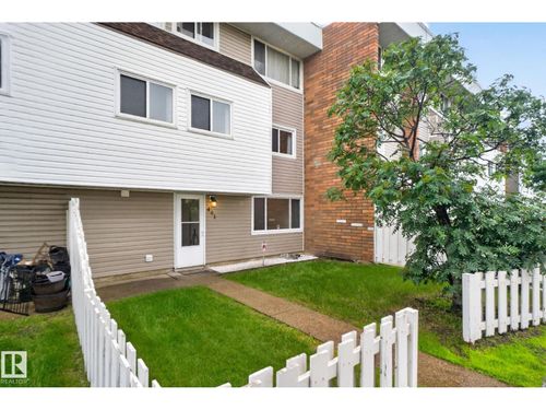 2908 116a Ave Nw, Edmonton, AB, T5W4R7 | Card Image